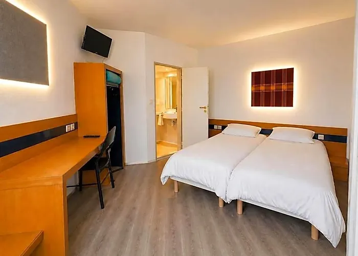 Macon Nord Hotel, Ex Charme En Maconnais