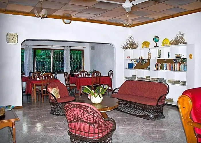 Villa De Roses
