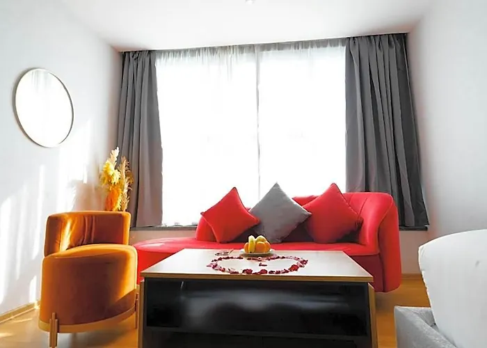 Razane Hotel