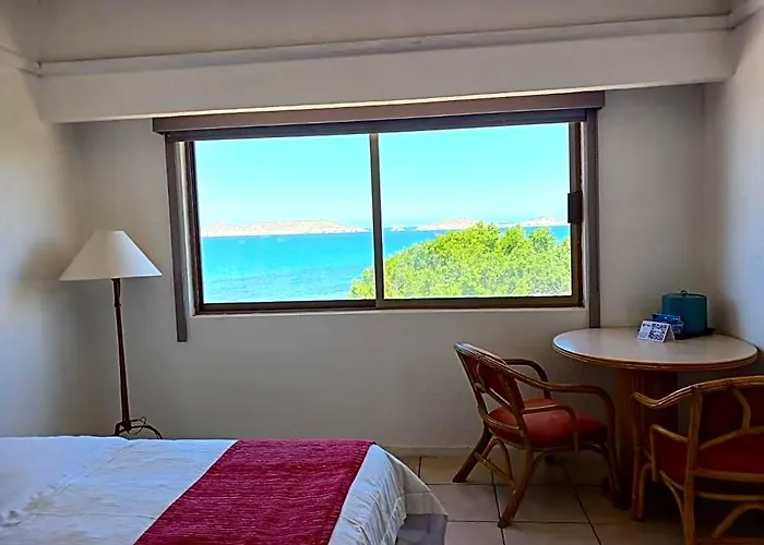 Hotel San Carlos Plaza