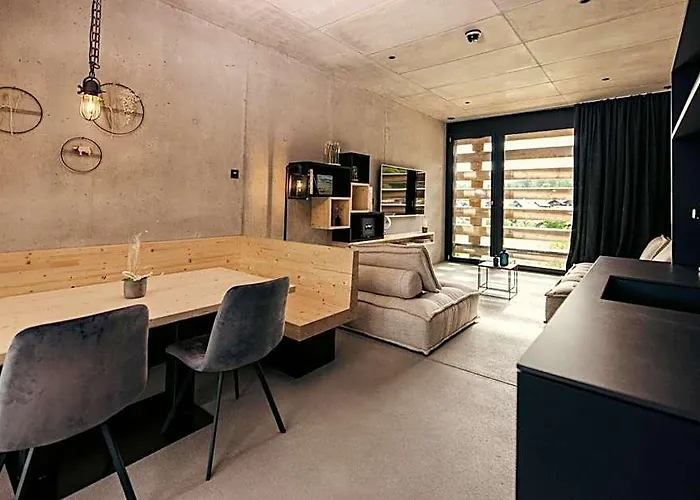 Bretterhotel