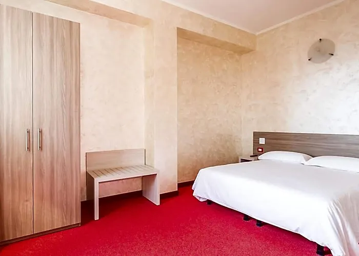 Hotel Italia Dormelletto