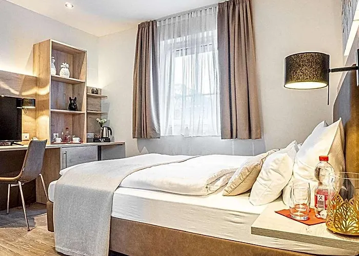 Tdyhomes Hotel
