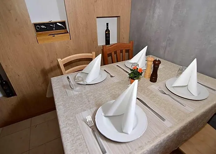 Hotel Natura Vilanija