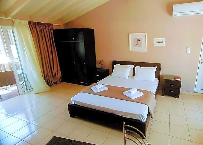 Girogiali Beach Hotel - Adults Only