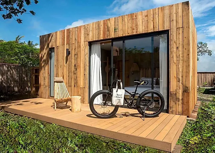 Lalagalu - Beachfront Ecocabins