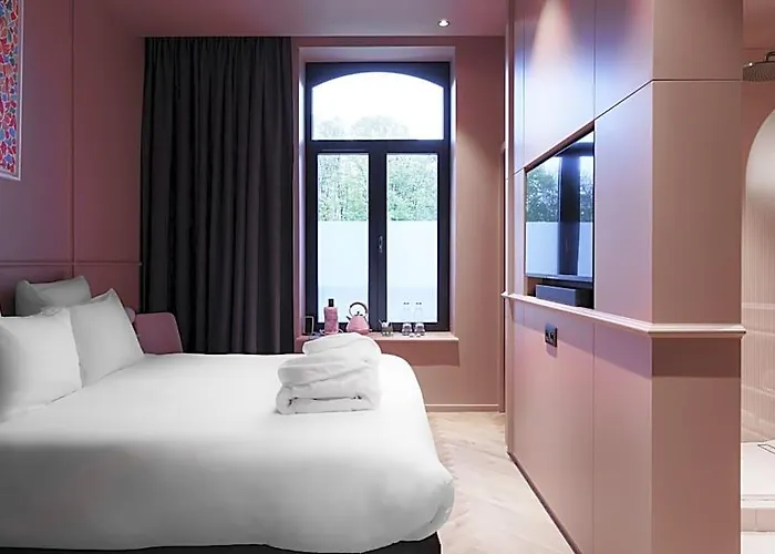 Bienheureux Hotel & Restaurant