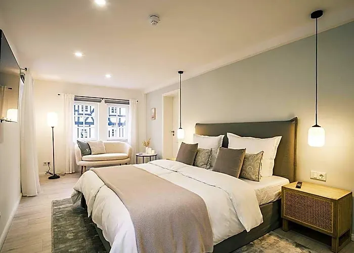 Flecker Hotel