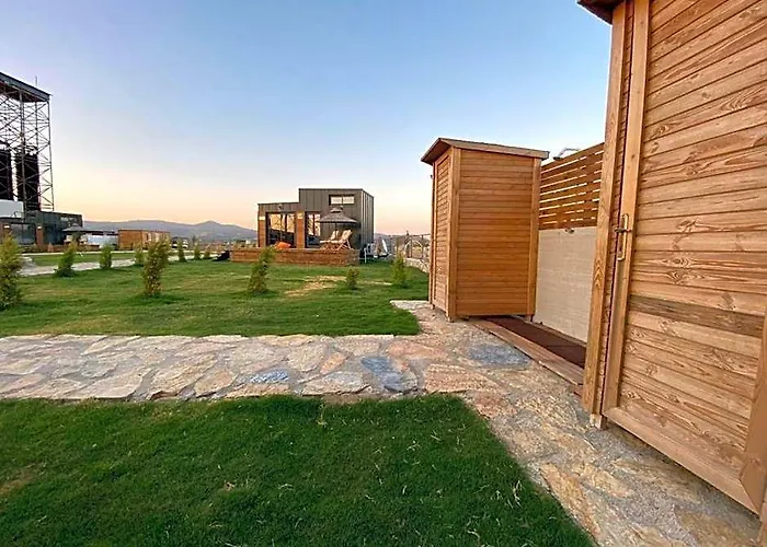 Lavira Tiny House Village