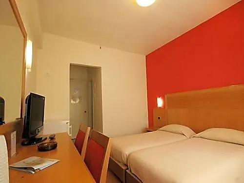 Diana Hotel