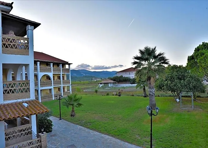 Elpida Hotel