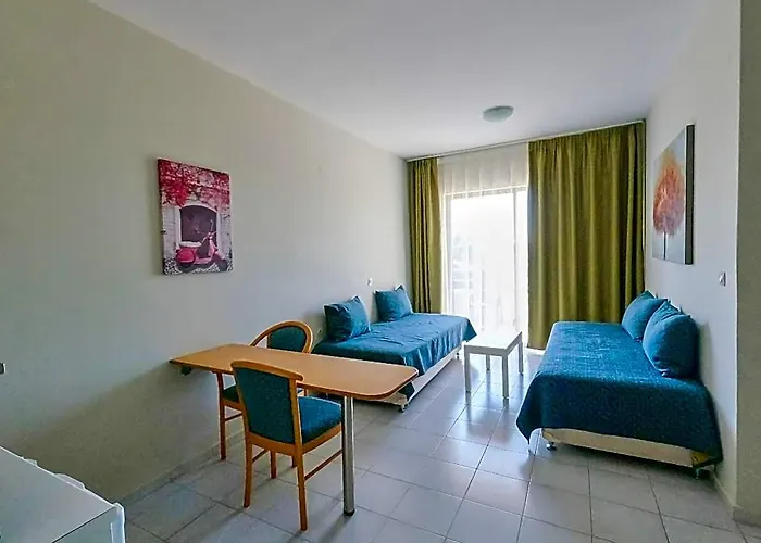 Ivory Hotel