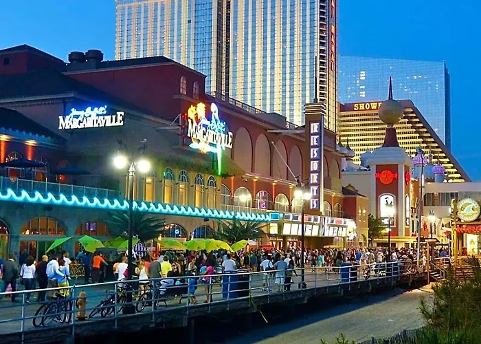 Cozysuites At Showboat