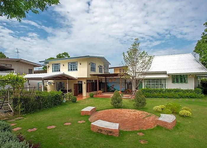 Baan Suan Krung Kao