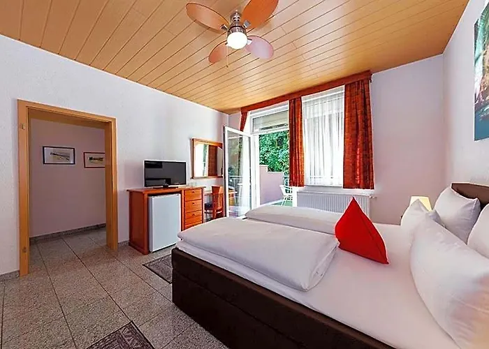 Hotel Avalon
