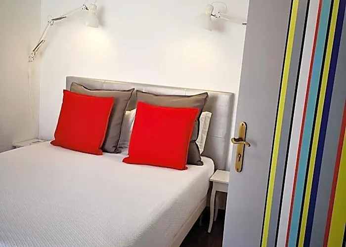 Bulldog Inn - Duna Parque Group