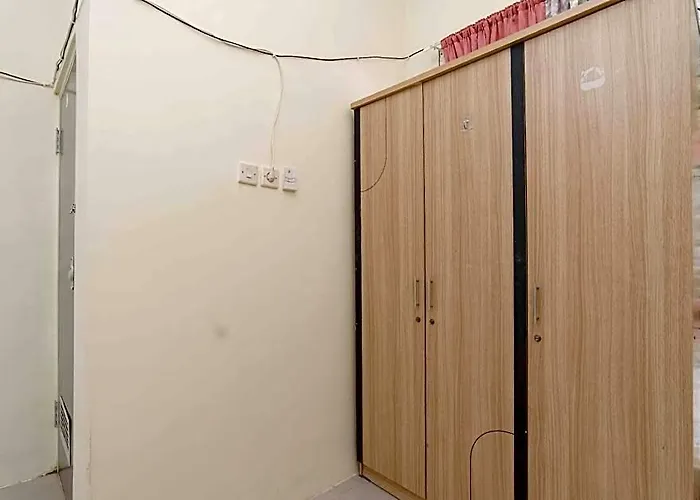 Madinah House Syariah Mitra Reddoorz