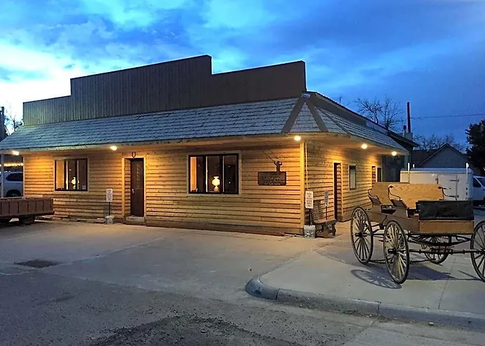 Creekside Downtown Vacation Suites, Only Adults 25 Or Older