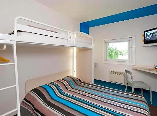 Meliness Hotel