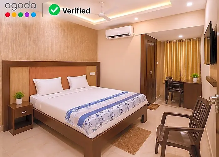 Goroomgo Swastik Guest House Varanasi