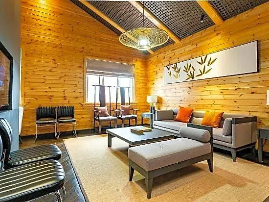Howard Johnson Life Parkview Yuqing