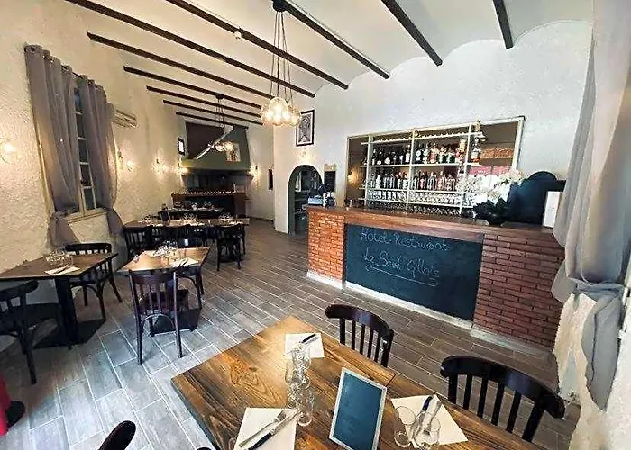 Hotel Restaurant Le Saint Gillois