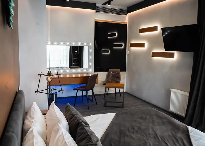 Mojo Hall Hotel