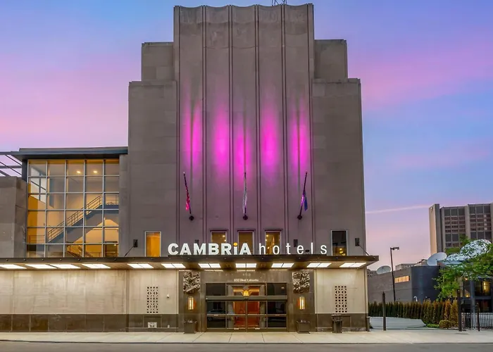 Cambria Hotel Detroit Downtown