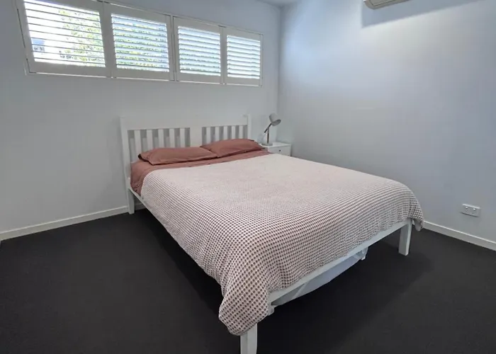 Location, Location, Location - Very Large Apartment