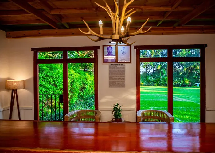 Shose Farmhouse Chalets & Campsite