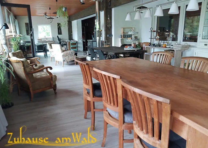 Zuhause Am Wald