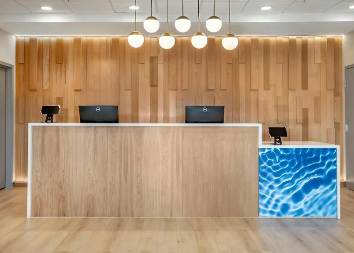 Four Points By Sheraton Newark Airport
