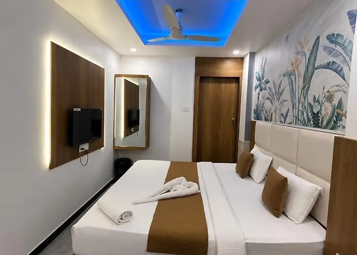 Hotel Secure Inn Kadodara Road