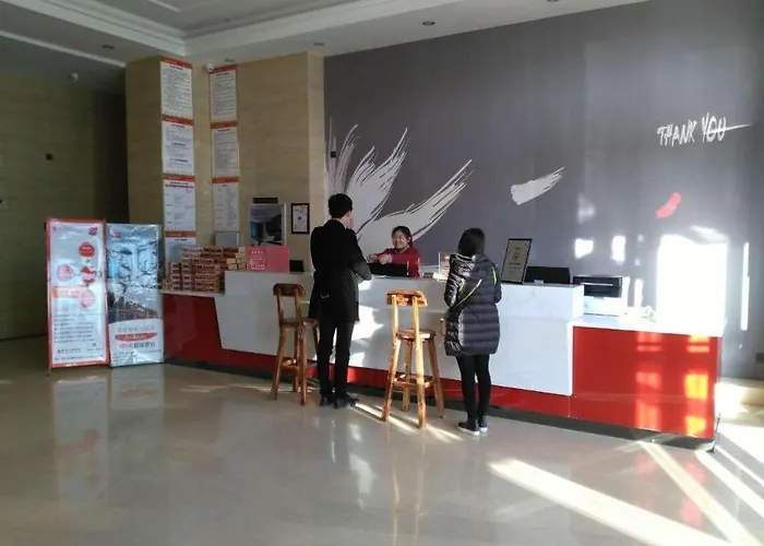 Thank Hotel Shandong Weifang North High-Speed Railway Station