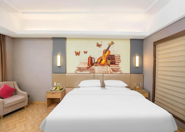 Vienna Hotel Jiangsu Zhangjiagang Passenger Terminal Station