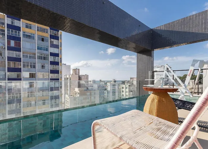Porto Privilege Housi - 400m da Praia, Barra, Circuito do Carnaval, Piscina no Rooftop, Academia, Coworking e Minimarket by Carpediem