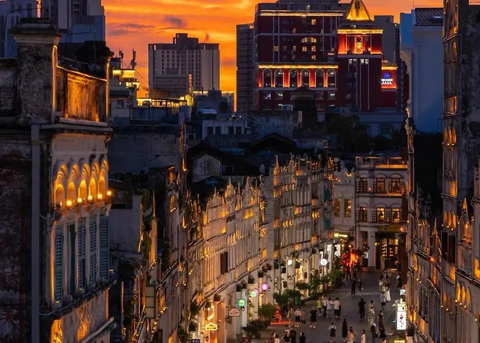 Atour Hotel Haikou Wanguo Metropolis Qilou Old Street