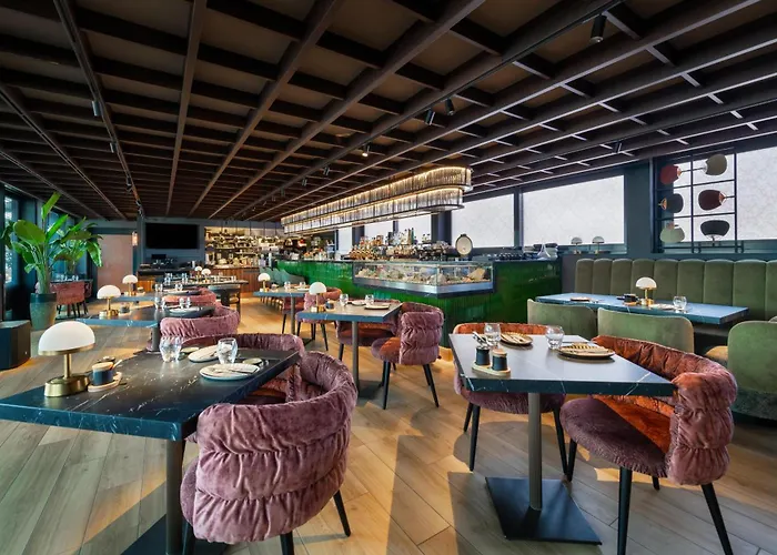 Radisson Collection Hotel, Basilica Budapest