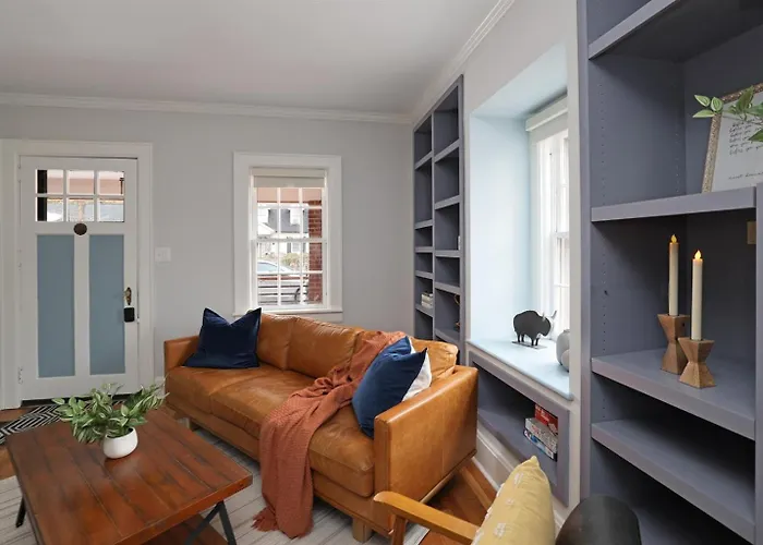 New & Renovated Mcm Main Level Duplex 3 Mi To Duke Hospital