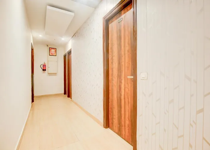 Hotel O By Oyo Chandigarh Road Formerly Royal Woods