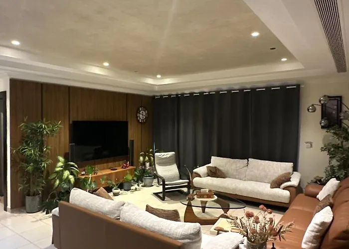 Spacious 2Bhk With Balcony & Sea View
