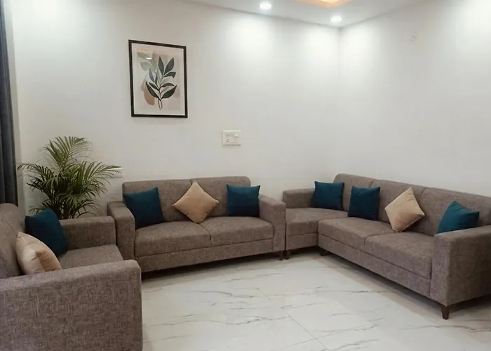 Hotel Brothers Near Tau Devi Lal Stadium