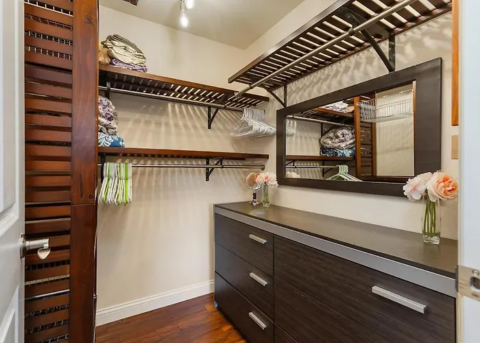 Cozy Work-Ready 1Br Condo Near Downtown