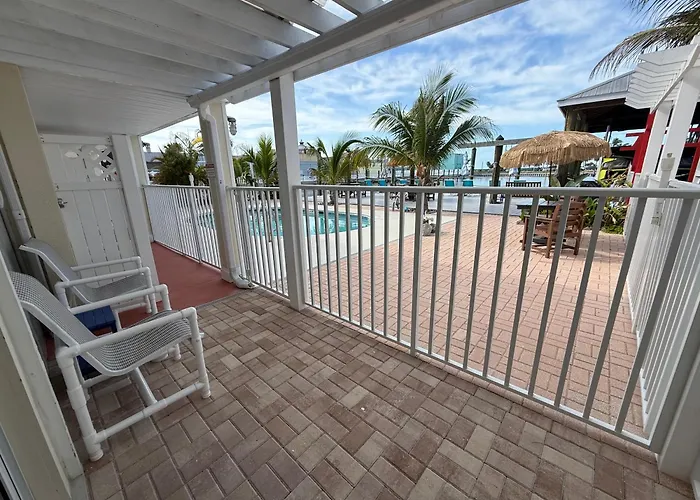 Manatee Bay Inn Fort Myers Beach