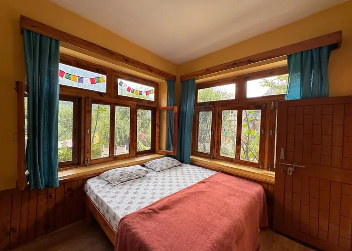 Travel Bug Homes
