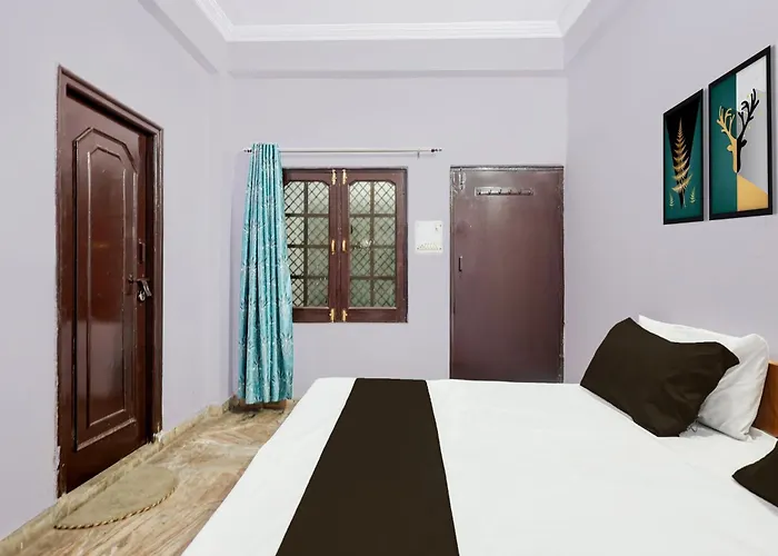 Spot On Alpha Guest House