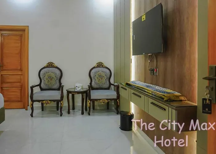 The City Max Hotel