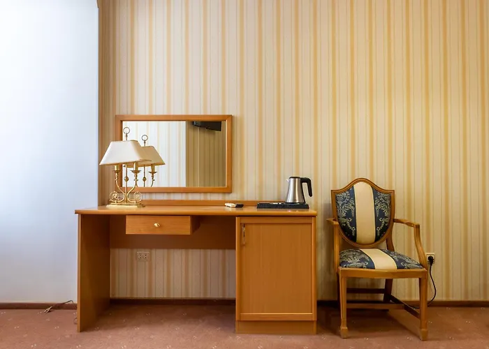 Elit Garden Hotel