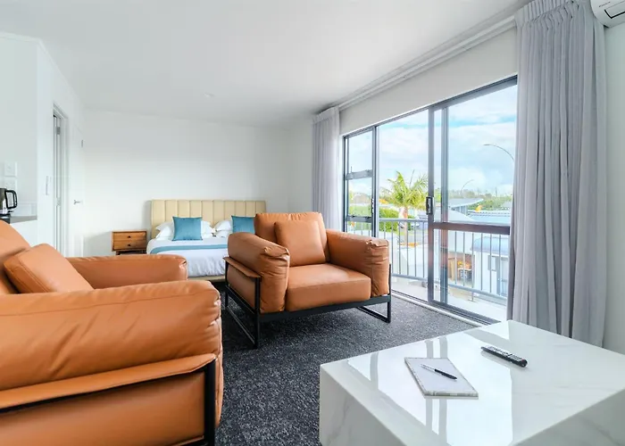 Te Awa Suites