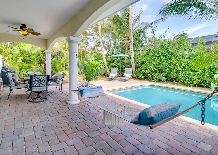 Endless Beach Days! Luxe Vero Beach Home W/ Pool